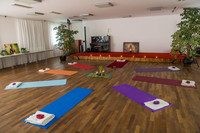 yoga spranger yoga spranger