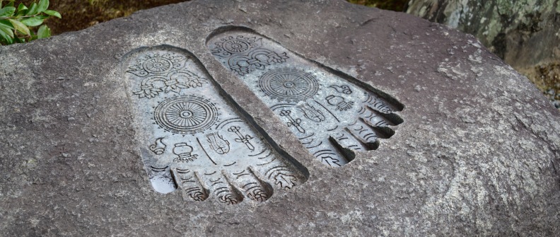 Buddha's Feet - With Presence to Embodiment Buddha's Feet - With Presence to Embodiment