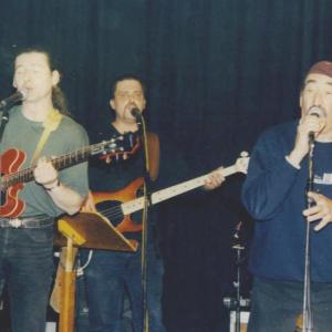 zur Erinnerung...Jimmy Carl Black, Robert & Micha bei einem Konzert im Jahre 2000