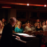 Abendliche Probe des Großen Chores (Foto: Nele Tröger)