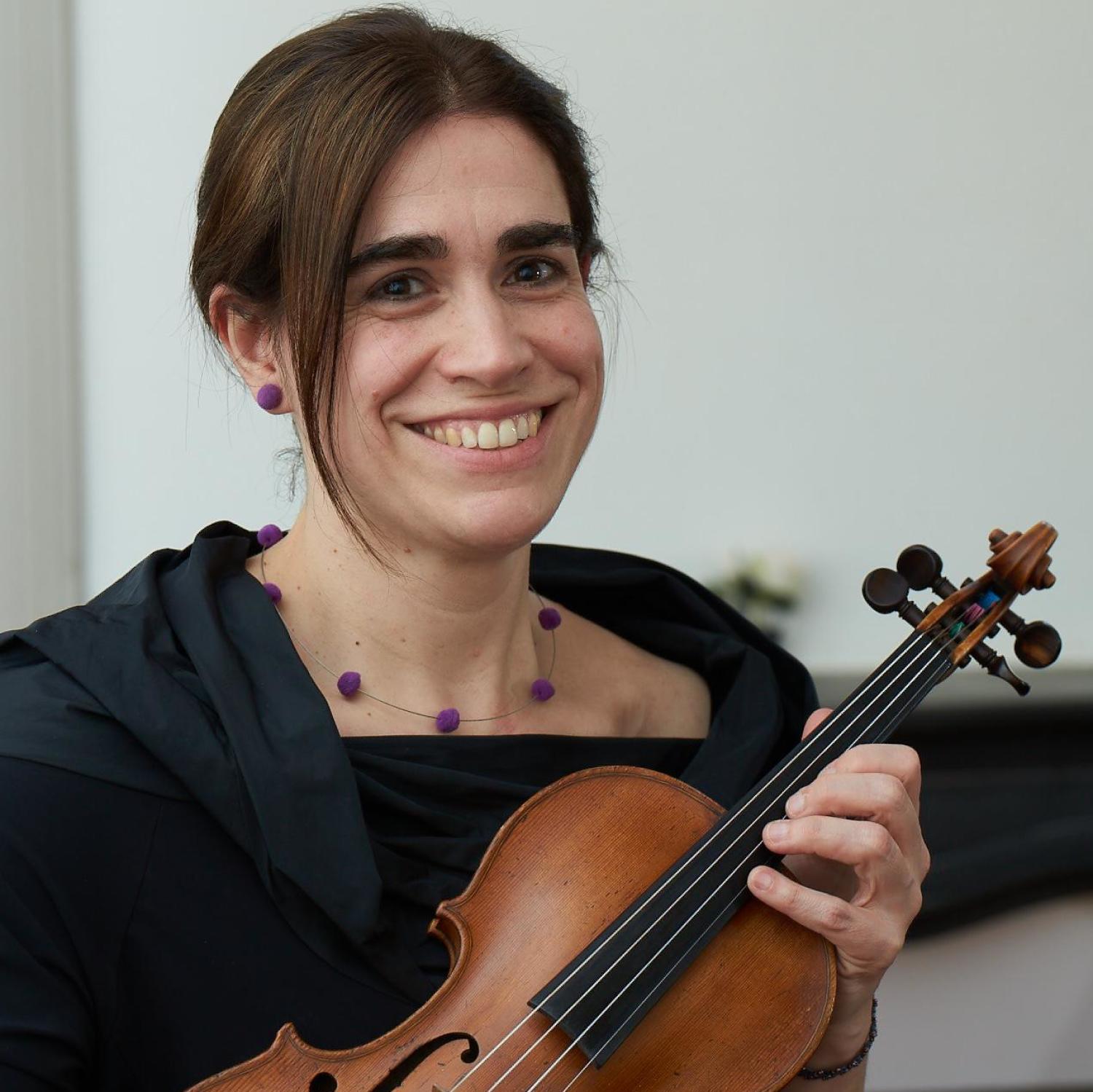 Núria Rodríguez, Violine