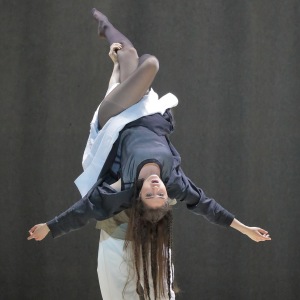 Als Coryphée in C. W. Glucks "Alceste" (Bayerische Staatsoper, München). © W. Hösl.