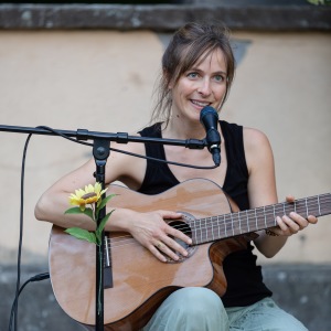 Isabel Jasse_Singer/Songwriter6