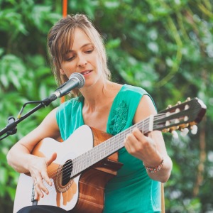 Isabel Jasse_Singer/Songwriter11