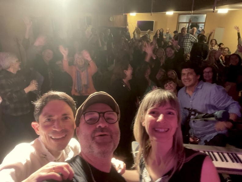 Glücklich! Felices!:-)