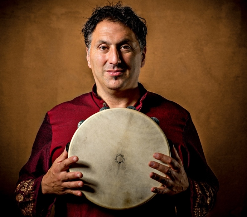 photo by Yoshi Toscani photo by Yoshi Toscani
