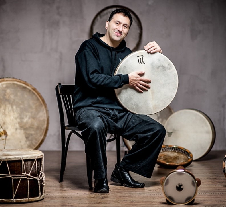 photo by Yoshi Toscani photo by Yoshi Toscani