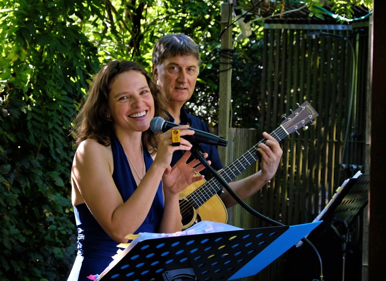 Duo Polýchromos mit Elisabeth Wetzel und Dirk Kreuzer