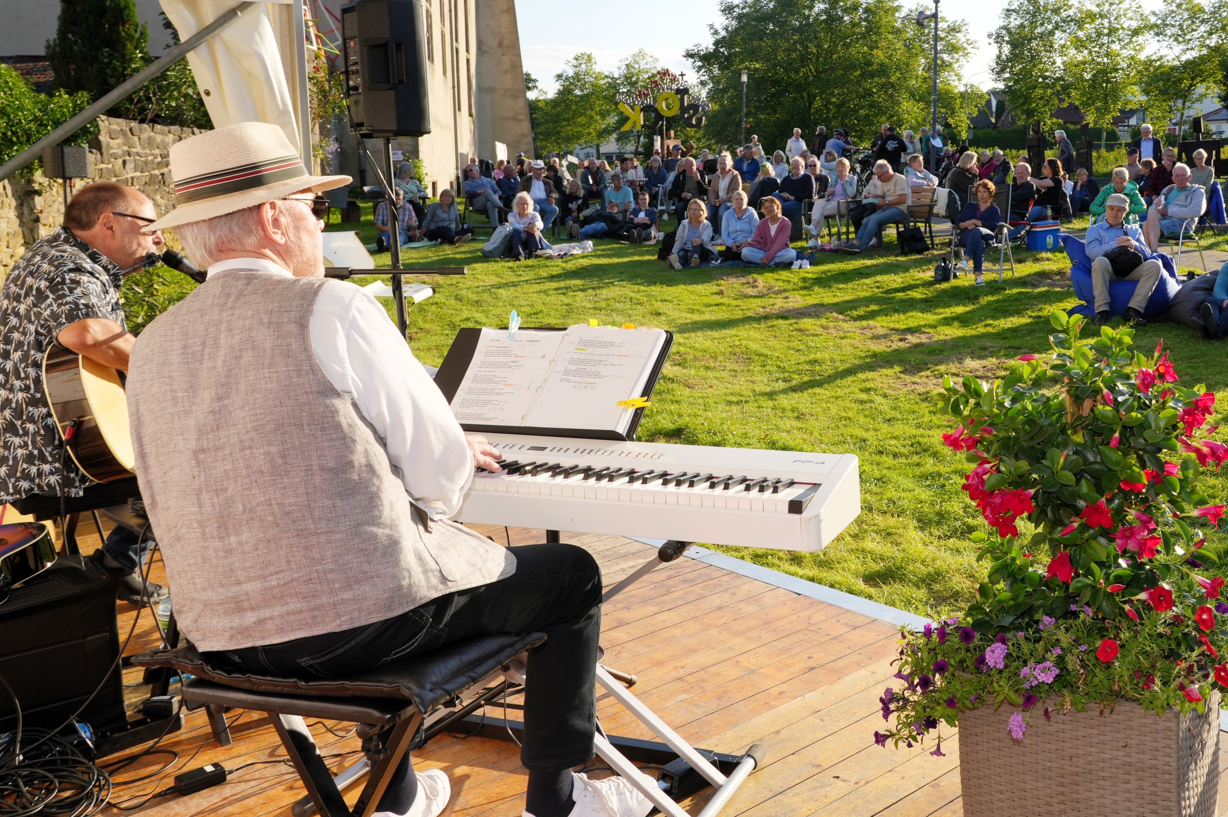 Musik an der Mauer Horn-Bad Meinberg (Foto: privat)