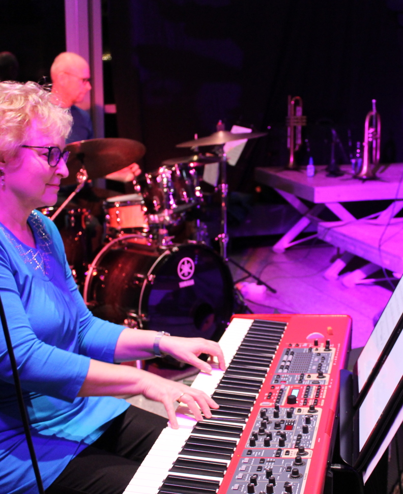 2024 | THE DESERT JAZZ ORCHESTRA | ETTENHEIM | BIG BAND NIGHT | KATRIN TESCHKE 2024 | THE DESERT JAZZ ORCHESTRA | ETTENHEIM | BIG BAND NIGHT | KATRIN TESCHKE