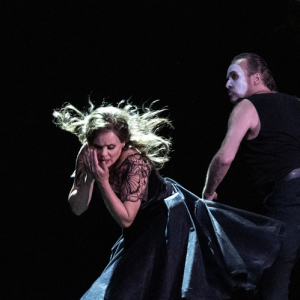 Desdemona Anke Krabbe, Otello Martin Mühle, Inszenierung. Michael Thalheimer